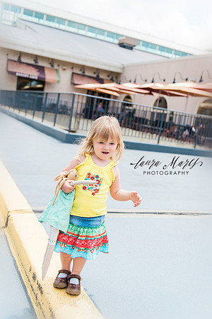 Laura-Mares-Photography-Pittsburgh-Child-Photographer-Tutu-25 wm